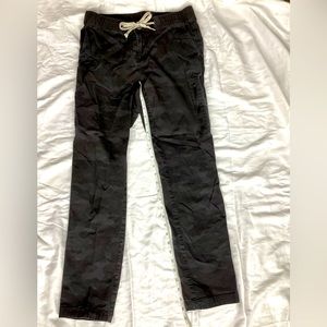 Vuori casual pants